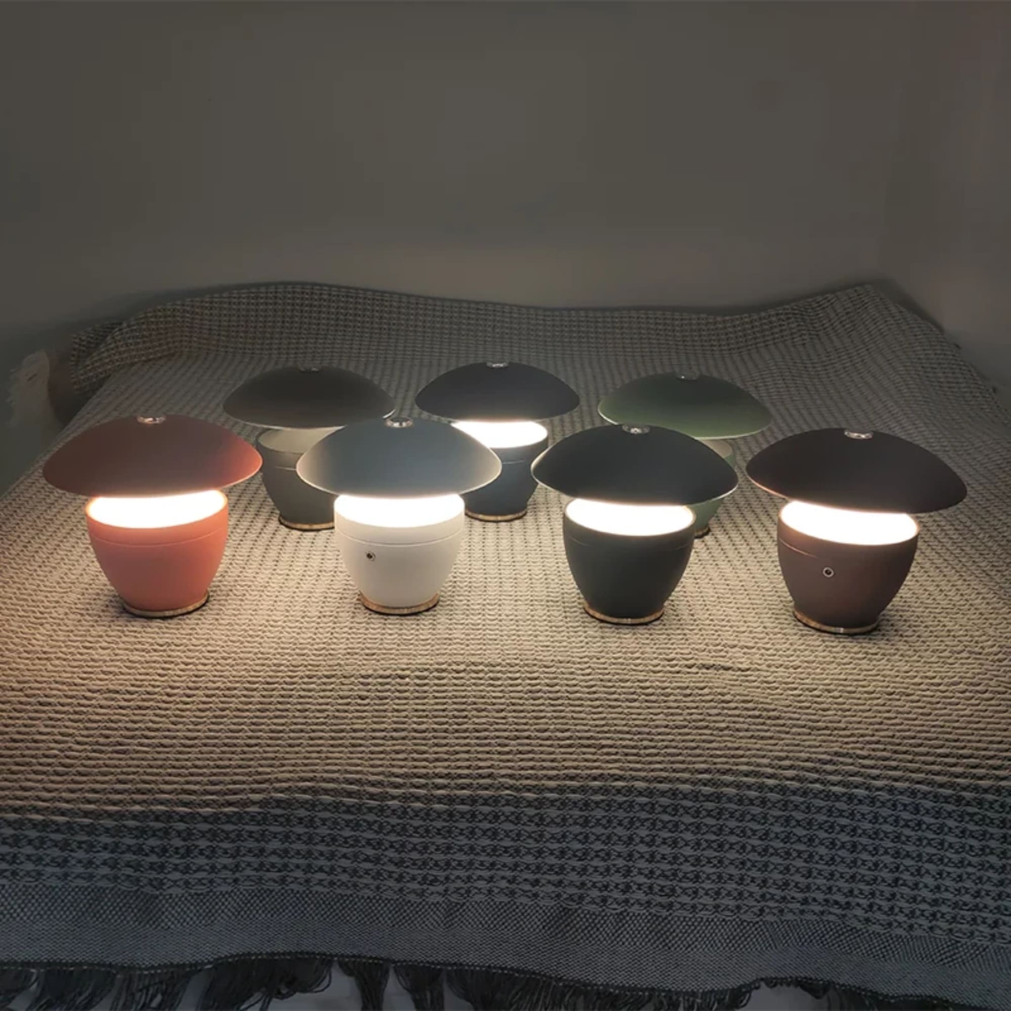 cordless-led-table-lamp-for-mo-4-fc0v8a